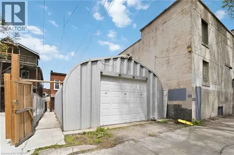 750 Barton Street East Hamilton ON L8L 3B1