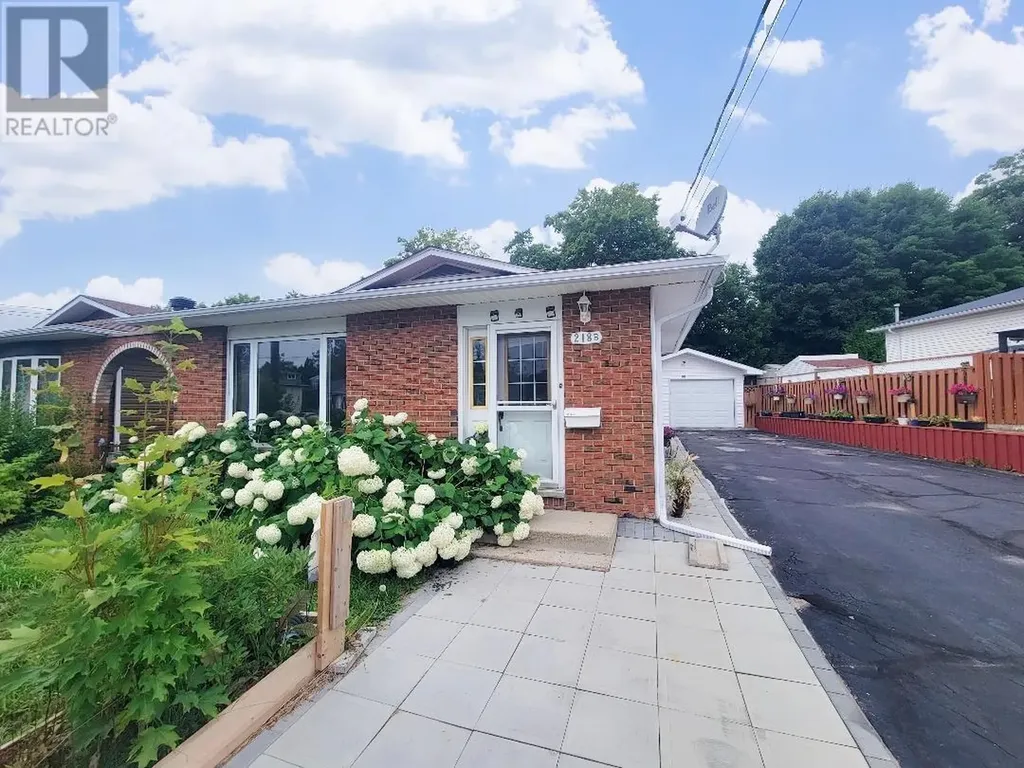 218B Ottawa Avenue Elliot Lake ON P5A 2N4