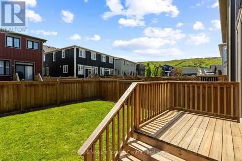 145 Sycamore Street Blue Mountains ON L9Y 4E4
