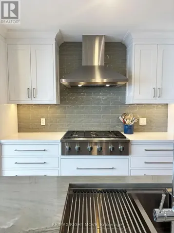 1189 Woodland Drive Oro-medonte ON L3V 0R8