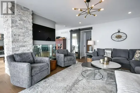 1189 Woodland Drive Oro-medonte ON L3V 0R8
