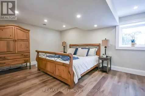 1189 Woodland Drive Oro-medonte ON L3V 0R8