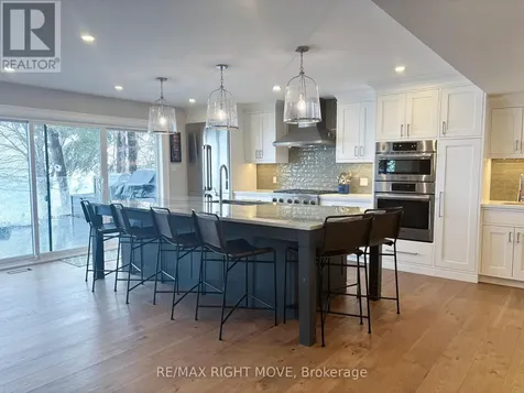 1189 Woodland Drive Oro-medonte ON L3V 0R8