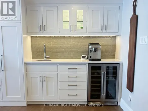 1189 Woodland Drive Oro-medonte ON L3V 0R8