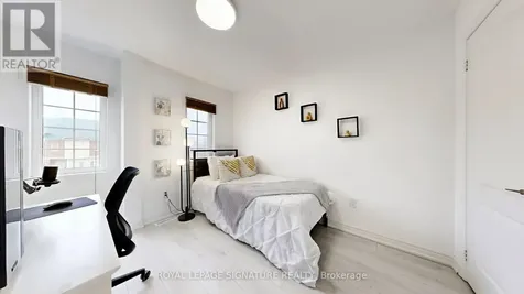 2864 Bur Oak Avenue Markham (cornell) ON L6B 1E4