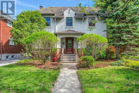 320 Clemow Avenue Ottawa ON K1S 2B8
