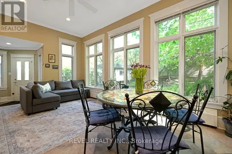 320 Clemow Avenue Ottawa ON K1S 2B8