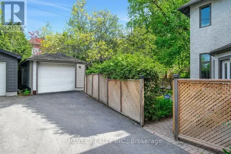 320 Clemow Avenue Ottawa ON K1S 2B8