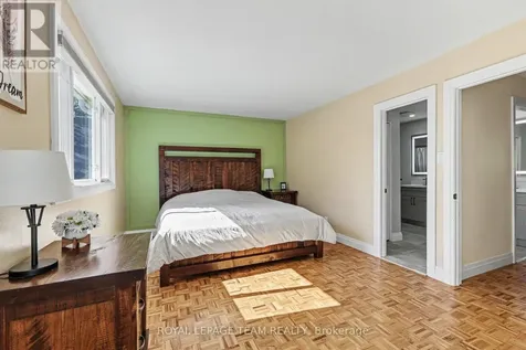 495 Edgeworth Avenue Ottawa ON K2B 5L2
