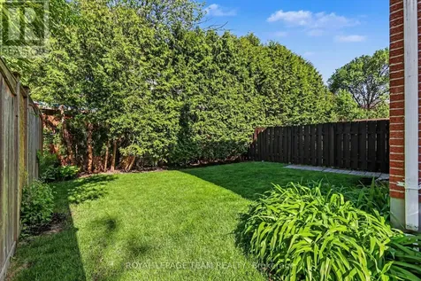 495 Edgeworth Avenue Ottawa ON K2B 5L2
