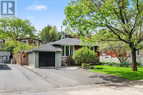 1456 Lepage Avenue Ottawa ON K1Z 8C9