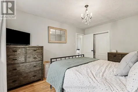 1456 Lepage Avenue Ottawa ON K1Z 8C9