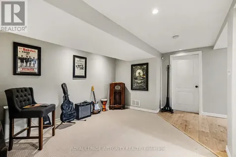 1456 Lepage Avenue Ottawa ON K1Z 8C9
