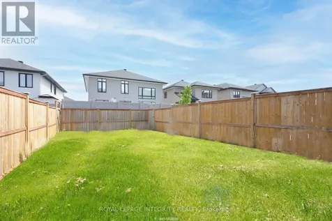 446 Markdale Terrace Ottawa ON K1X 0B5