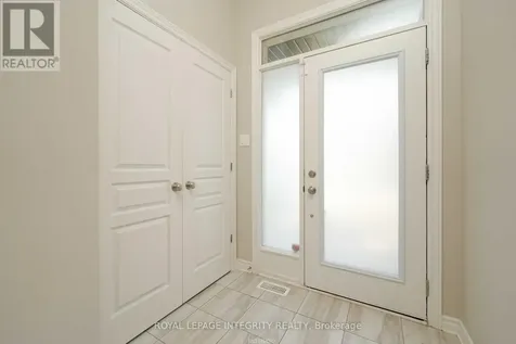 446 Markdale Terrace Ottawa ON K1X 0B5