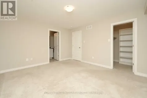 446 Markdale Terrace Ottawa ON K1X 0B5