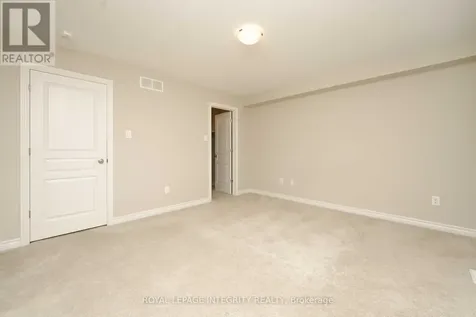 446 Markdale Terrace Ottawa ON K1X 0B5