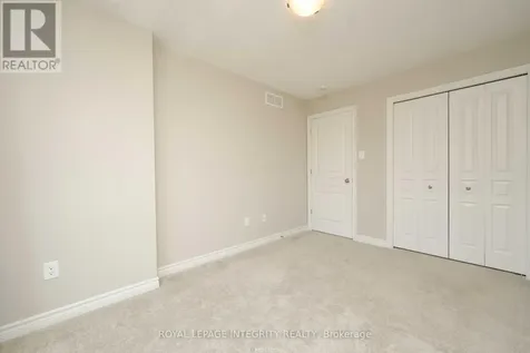 446 Markdale Terrace Ottawa ON K1X 0B5