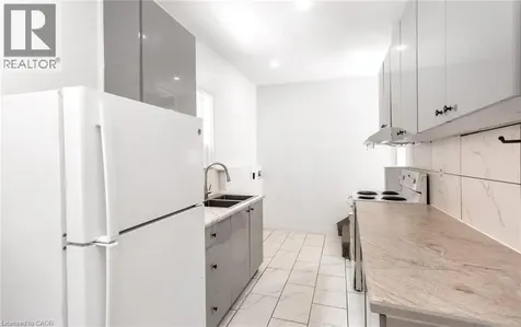 193 Madison Avenue South Kitchener ON N2G 3M7