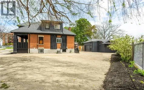 193 Madison Avenue South Kitchener ON N2G 3M7