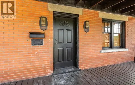 193 Madison Avenue South Kitchener ON N2G 3M7