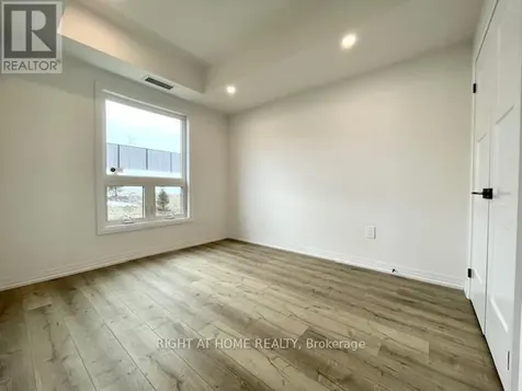 15 Kneeshaw Drive Barrie ON L9J 0X9