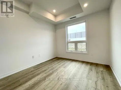 15 Kneeshaw Drive Barrie ON L9J 0X9