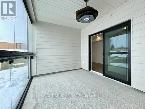 15 Kneeshaw Drive Barrie ON L9J 0X9