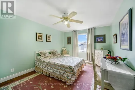 10 Cliffside Crescent Brockville ON K6V 3A1