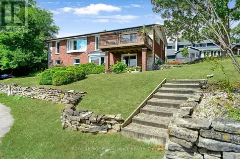 10 Cliffside Crescent Brockville ON K6V 3A1