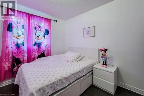 232 Stonehenge Drive Ancaster ON L9K 1R5