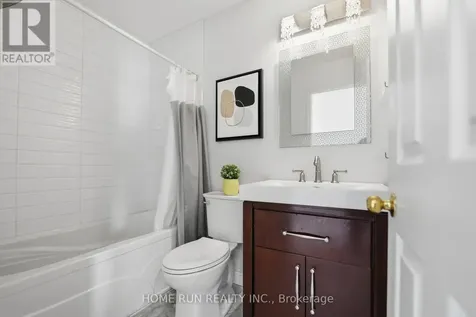 26 Highmont Court Ottawa ON K2T 1B2