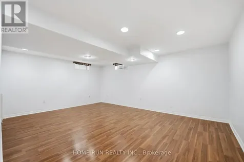 26 Highmont Court Ottawa ON K2T 1B2