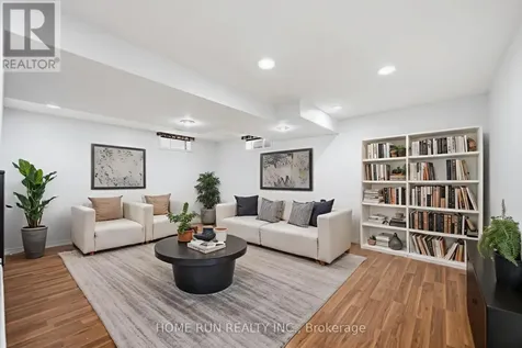 26 Highmont Court Ottawa ON K2T 1B2