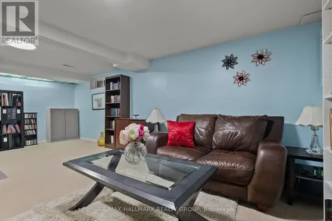 48 Sample Road Ottawa ON K1V 9T8