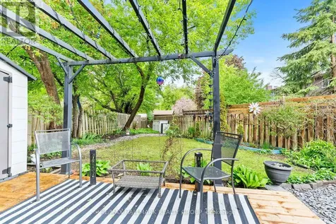 48 Sample Road Ottawa ON K1V 9T8