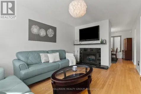 48 Sample Road Ottawa ON K1V 9T8