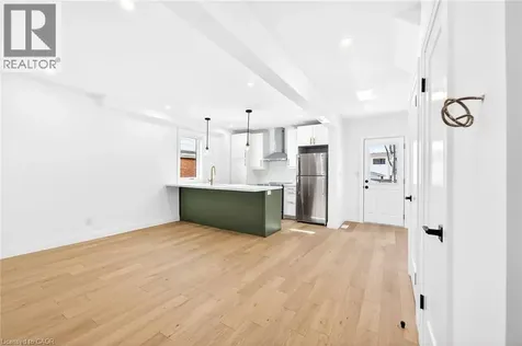 304 Park Street Hamilton ON L9H 1Y9