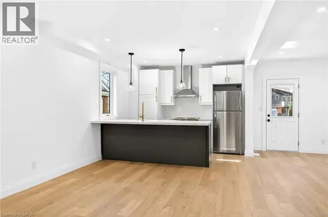 304 Park Street Hamilton ON L9H 1Y9