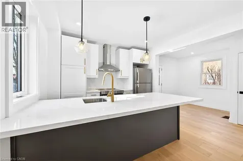 304 Park Street Hamilton ON L9H 1Y9