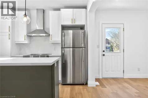 304 Park Street Hamilton ON L9H 1Y9