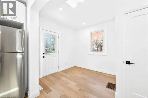 304 Park Street Hamilton ON L9H 1Y9