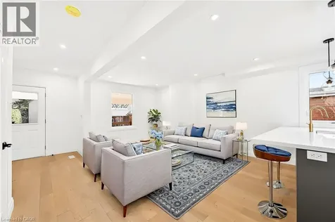 304 Park Street Hamilton ON L9H 1Y9