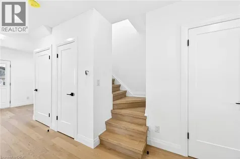 304 Park Street Hamilton ON L9H 1Y9