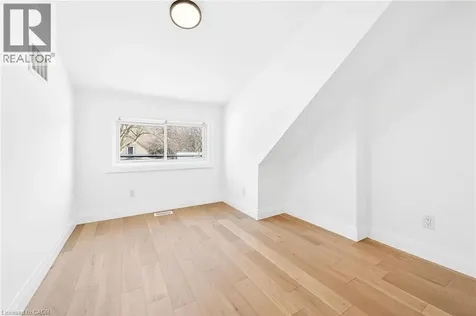 304 Park Street Hamilton ON L9H 1Y9