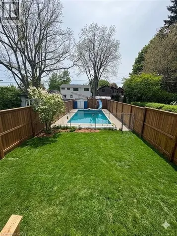 304 Park Street Hamilton ON L9H 1Y9
