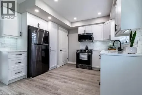 261 Scott Street St. Catharines ON L2N 1H9
