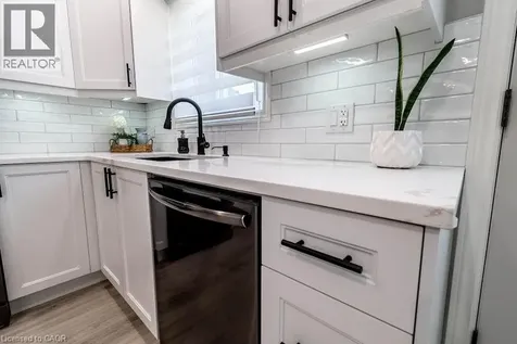 261 Scott Street St. Catharines ON L2N 1H9