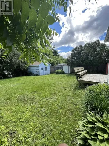 927-931 Laurier Street Clarence-rockland ON K4K 1G4