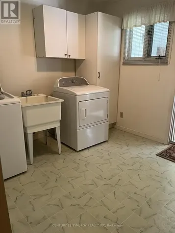 927-931 Laurier Street Clarence-rockland ON K4K 1G4